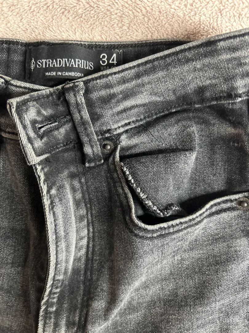 Stradivarius farmerke 34