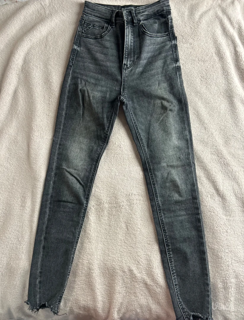 Stradivarius farmerke 34