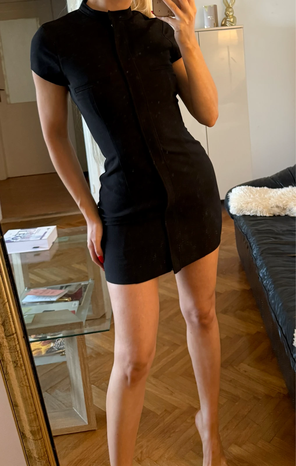 Zara kratka crna haljina