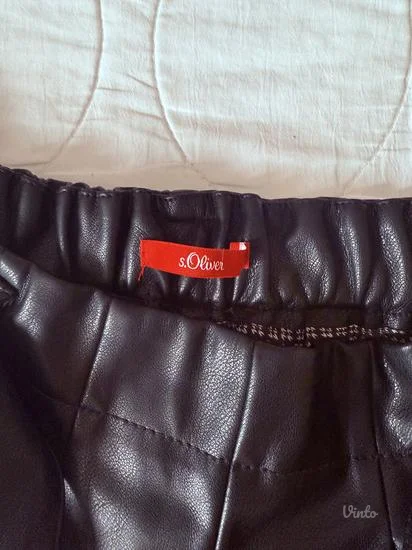 *NOVO* sOliver kožni šorc