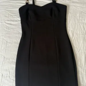 *NOVO* Tally Weijl haljina