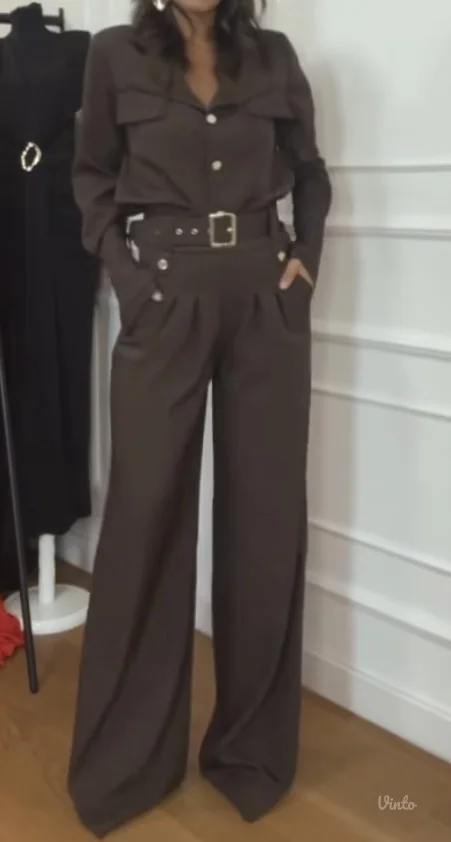 Komplet - potpuno nov, sa etiketom