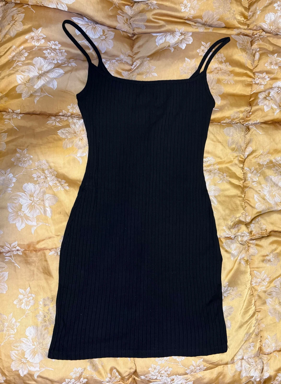 Bershka haljina NOVO