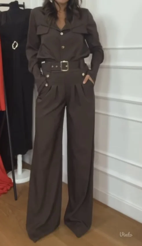 Komplet - potpuno nov, sa etiketom