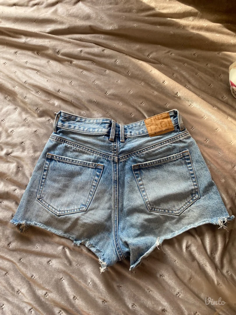 Stradivarius teksas sorc