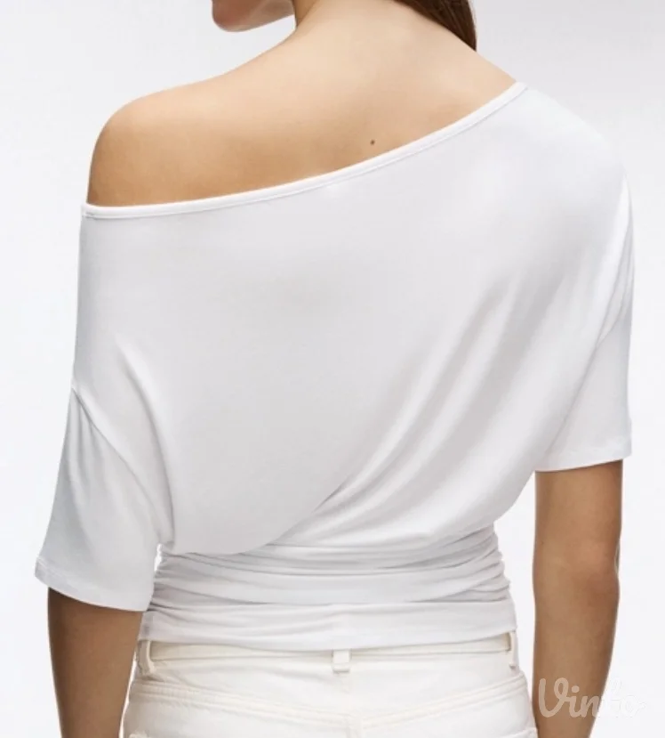 Bershka majica, M