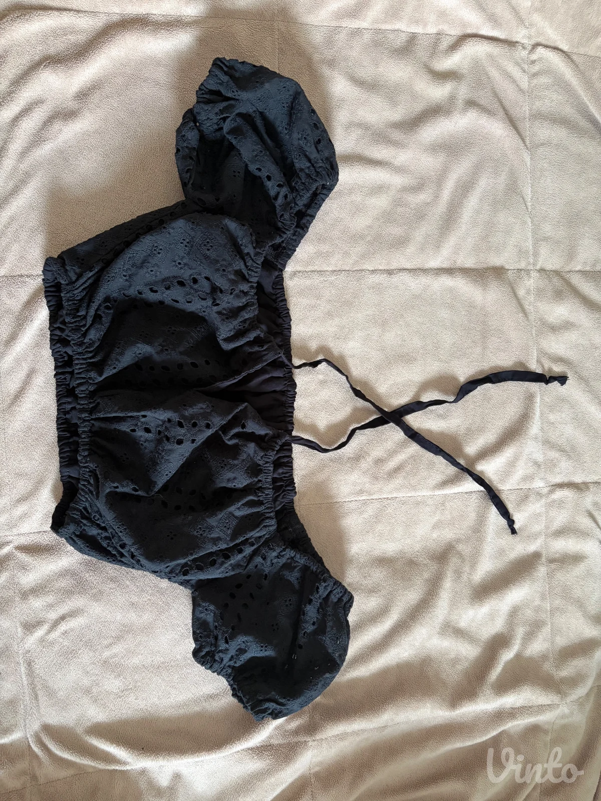 Crni top, S