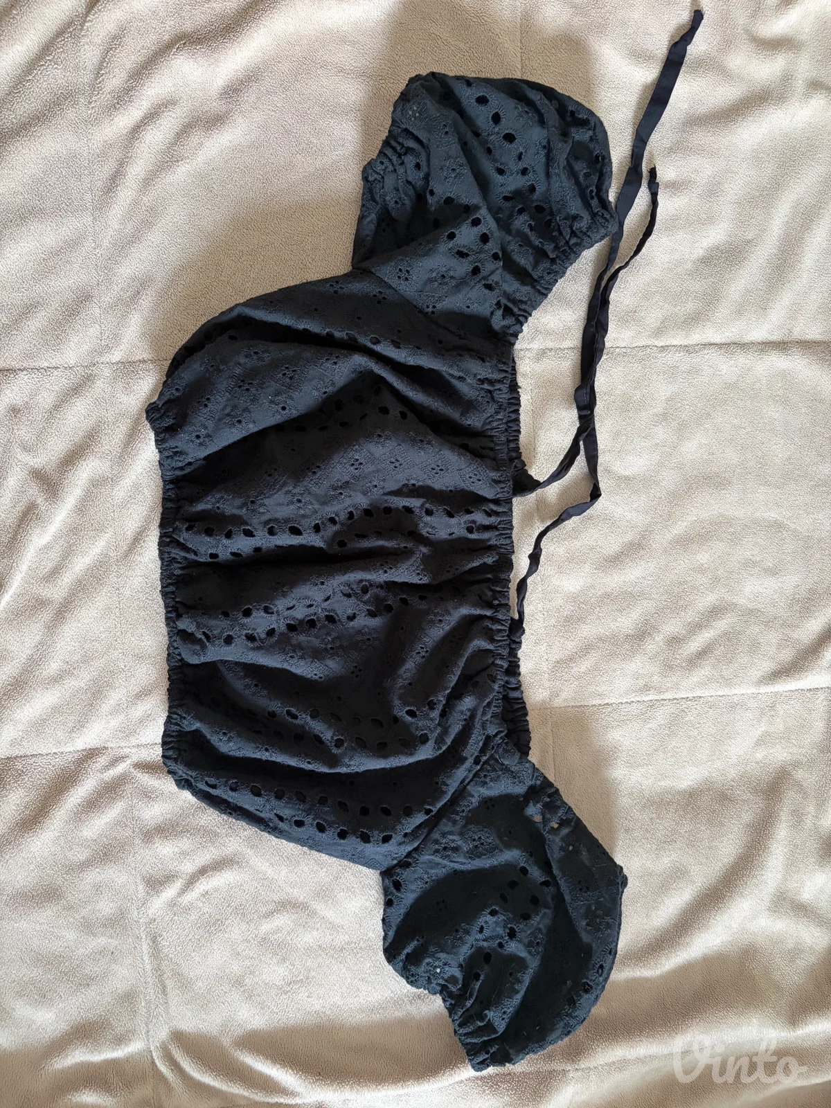 Crni top, S