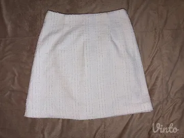 Bela mini suknja