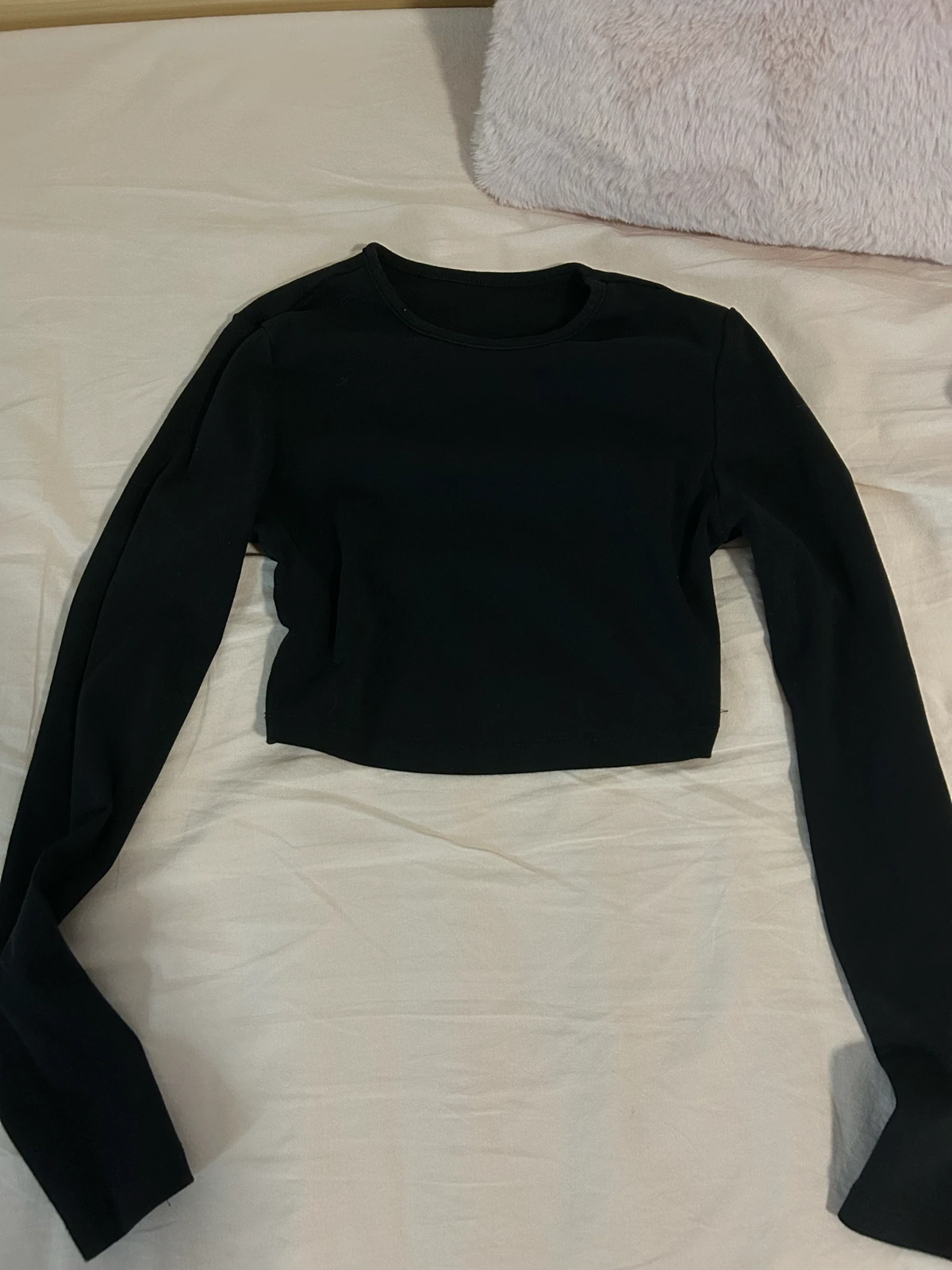 Crna krop top majica XS