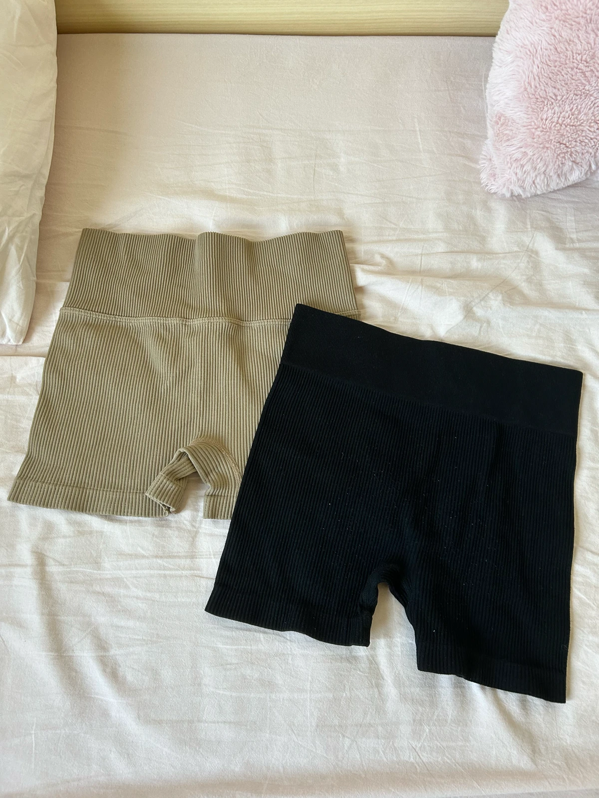 Gym shorts M
