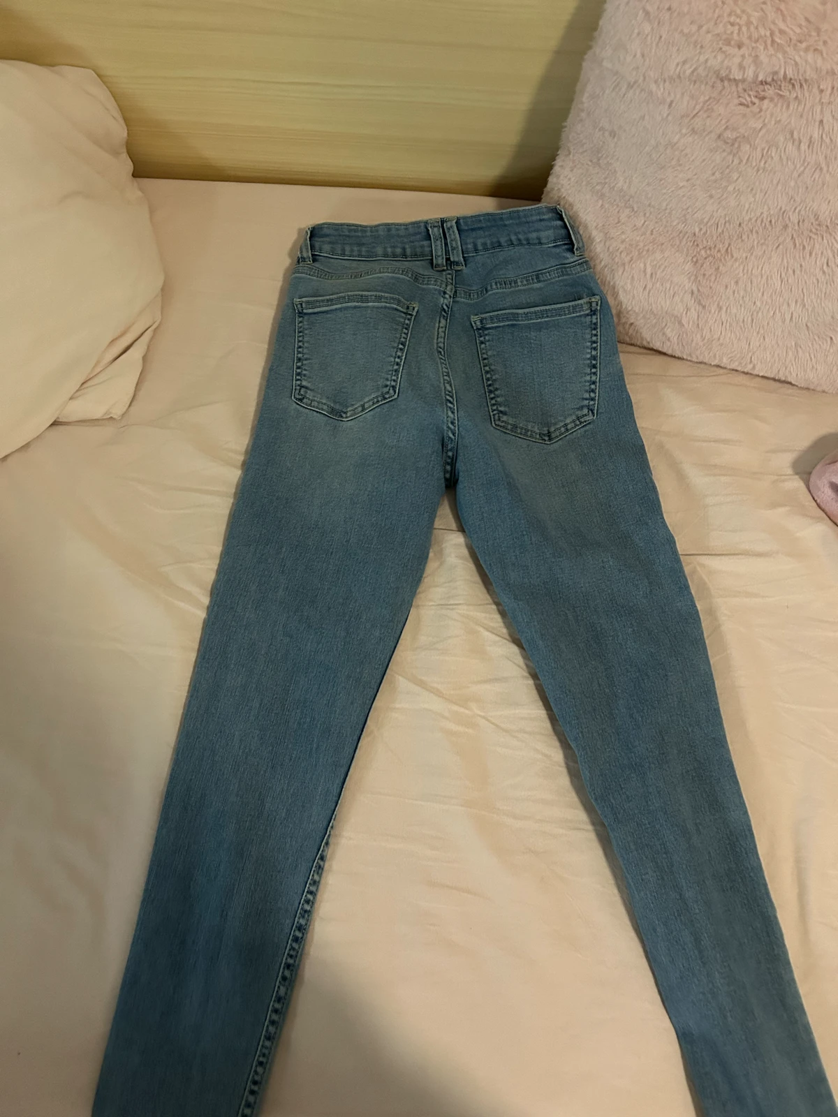 Bershka - low waist ripped skinny jeans 36