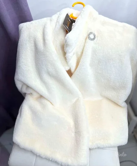 NOVOO !!!! bunda sa etiketom