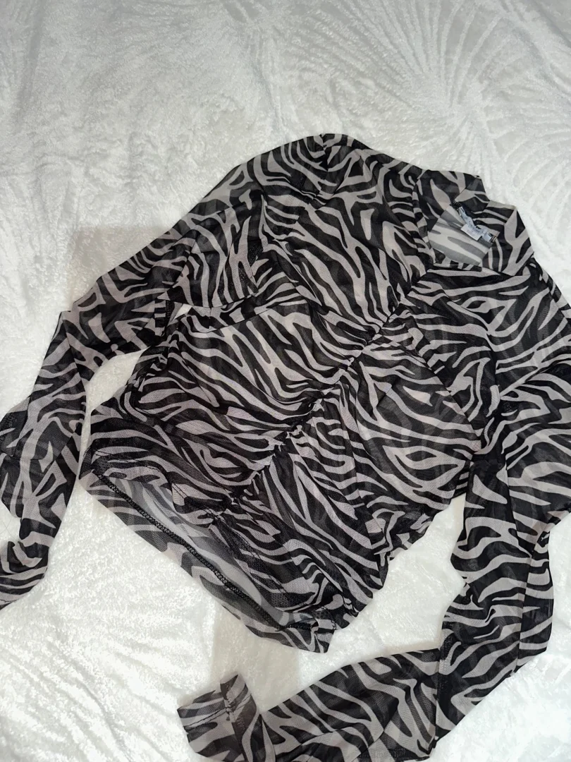 New Yorker providna bluza