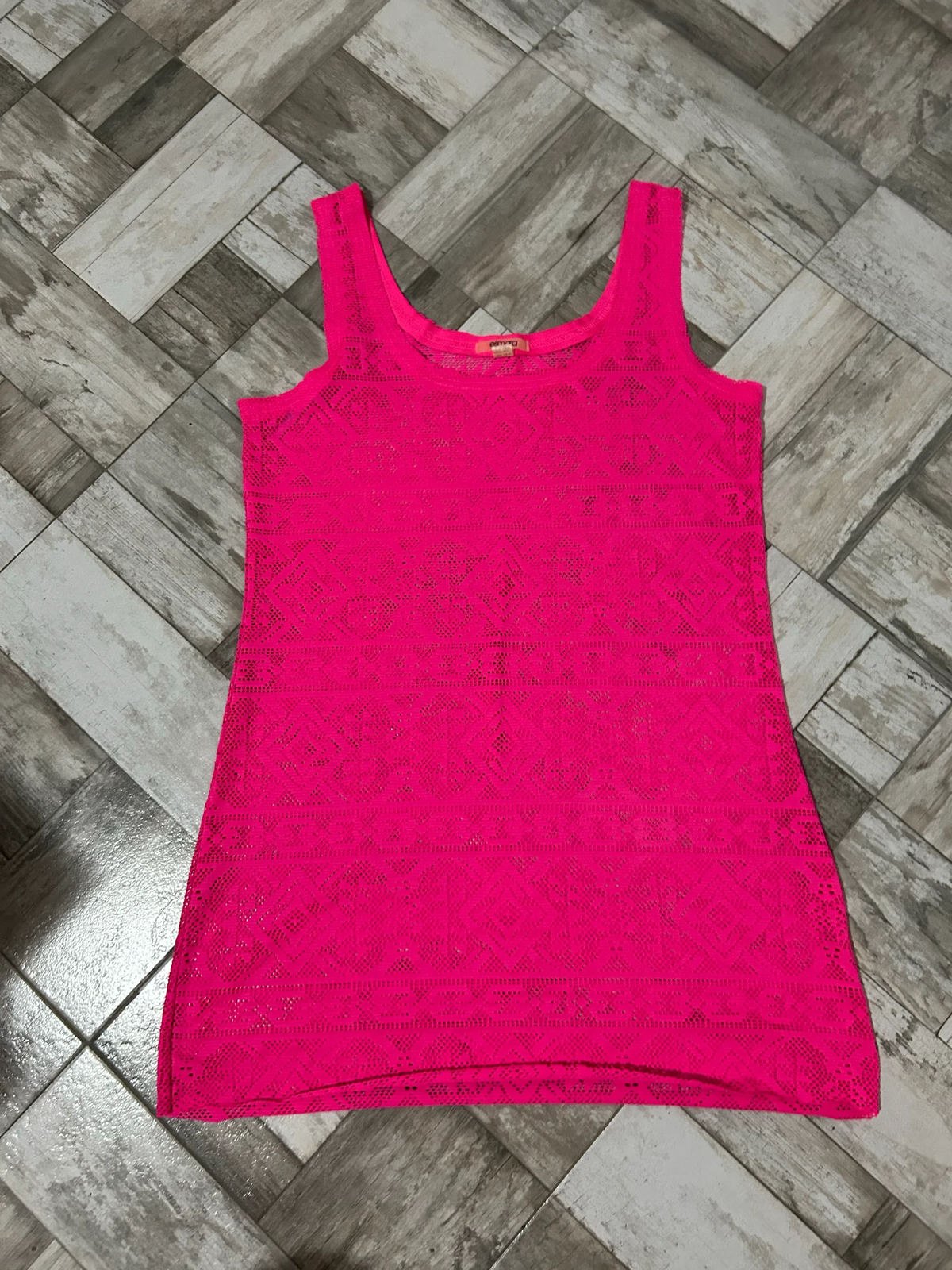 Esmara pink majica za plažu