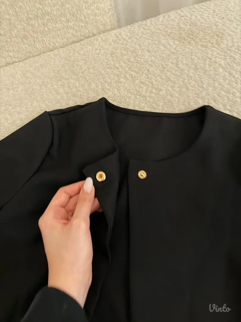 She in zenski dzemper