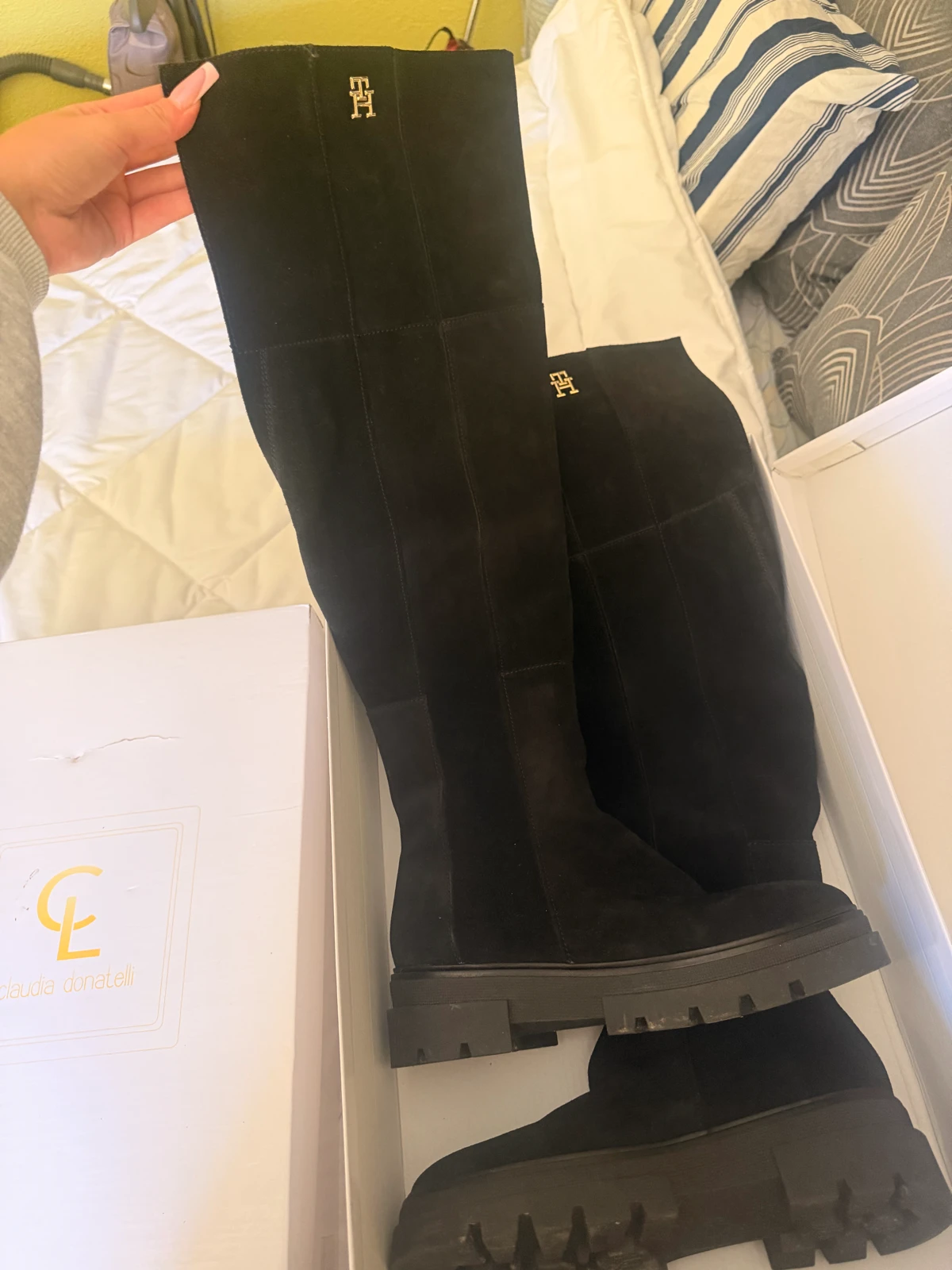 Tommy Hilfiger crne čizme