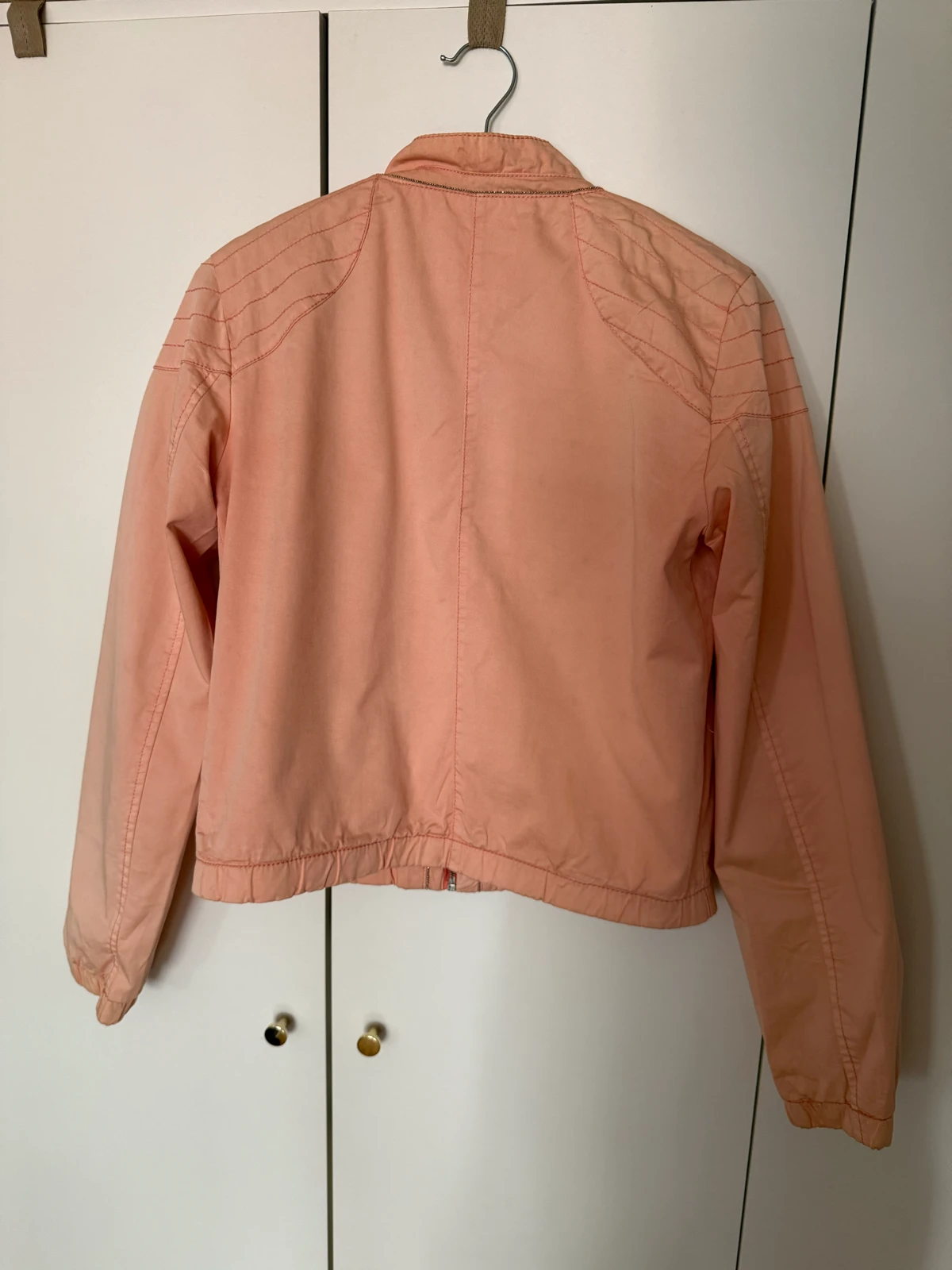 Bershka bomber jaknica