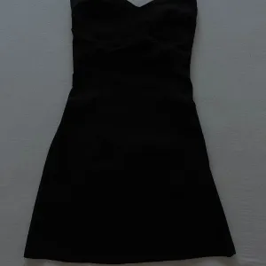 Bershka haljina
