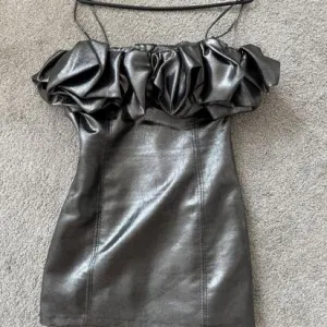 Zara elegantna haljina