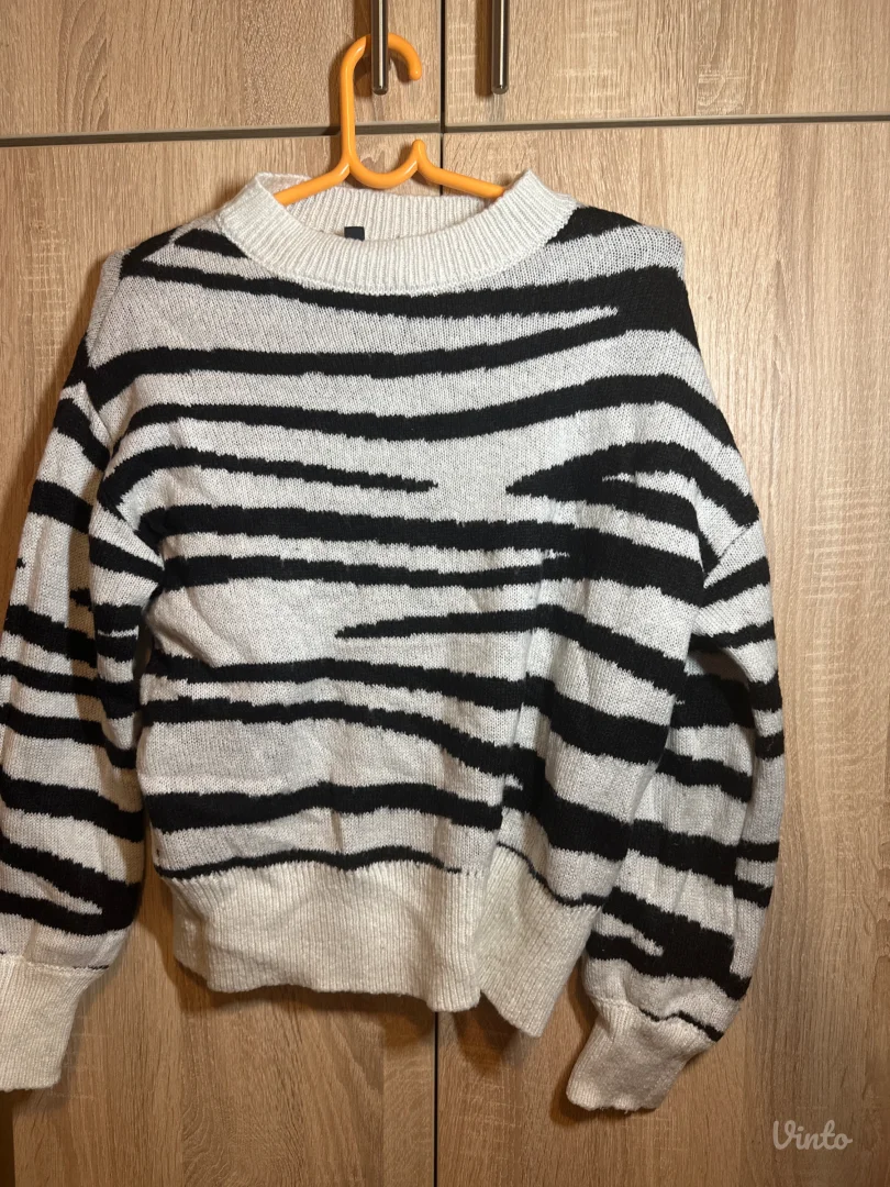 Takko fasion dzemper