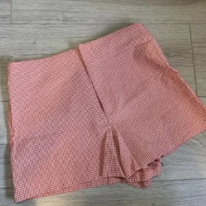 Zara sorts