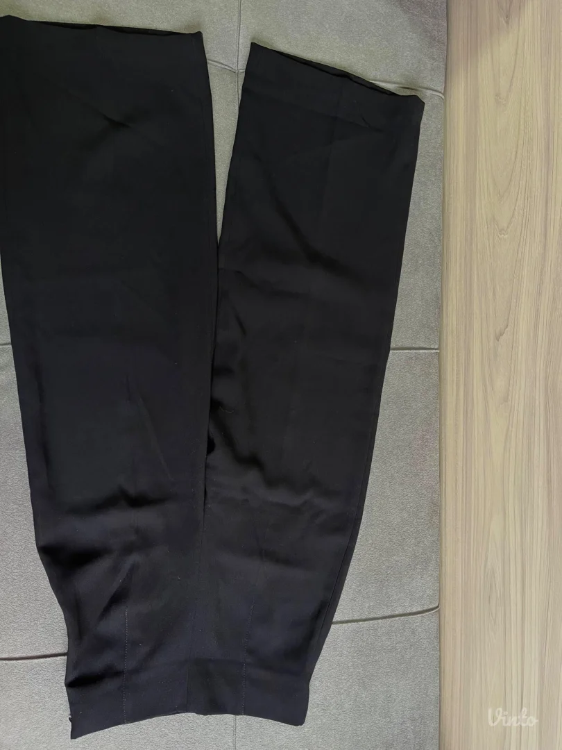 Crne ženske pantalone