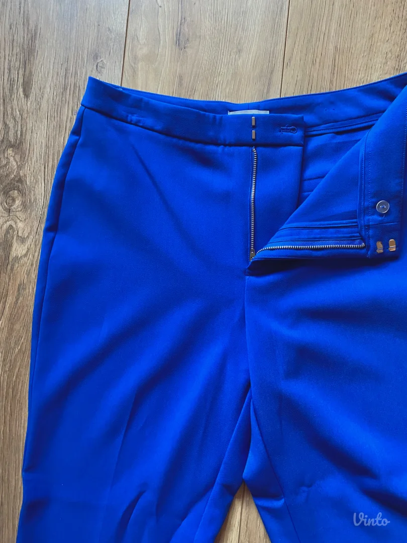 AKCIJA KOMPLET+STIKLE NOVO