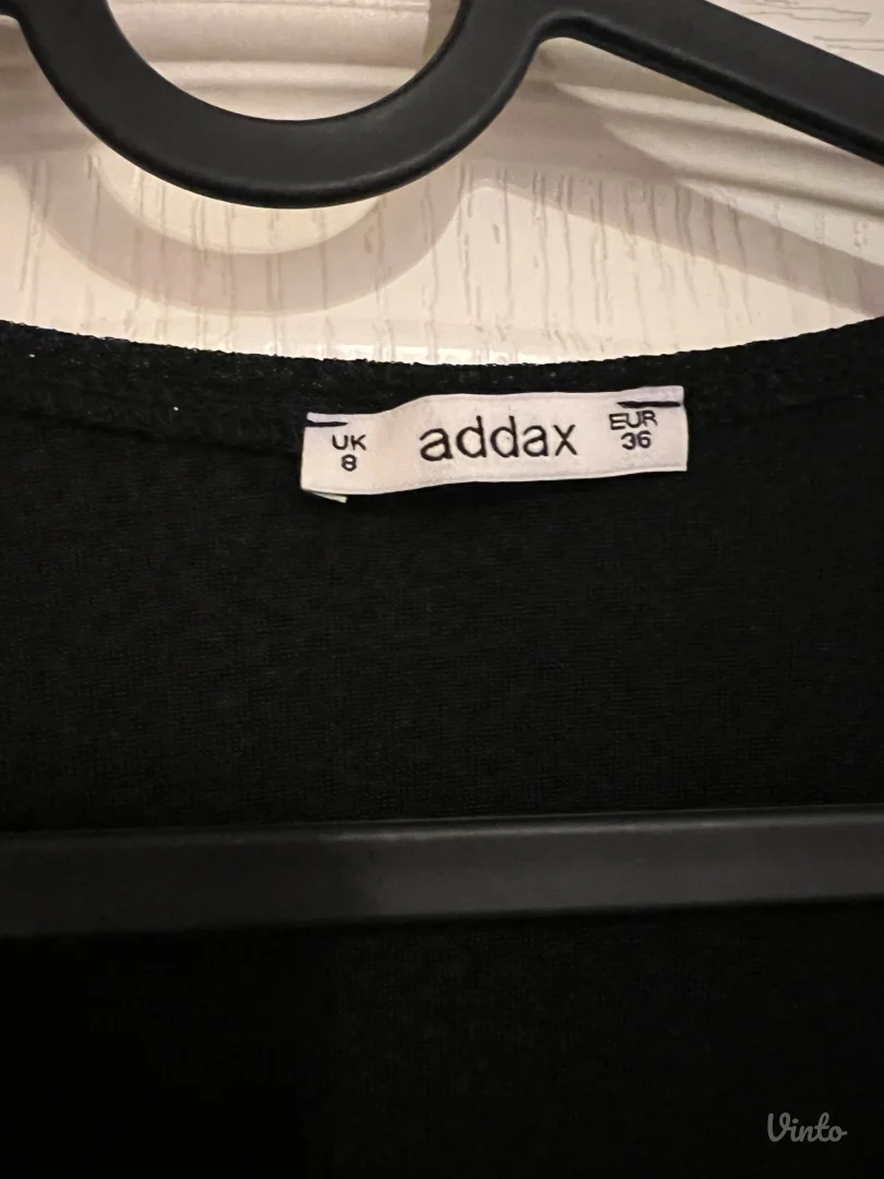 Crni Top sa šljokicama