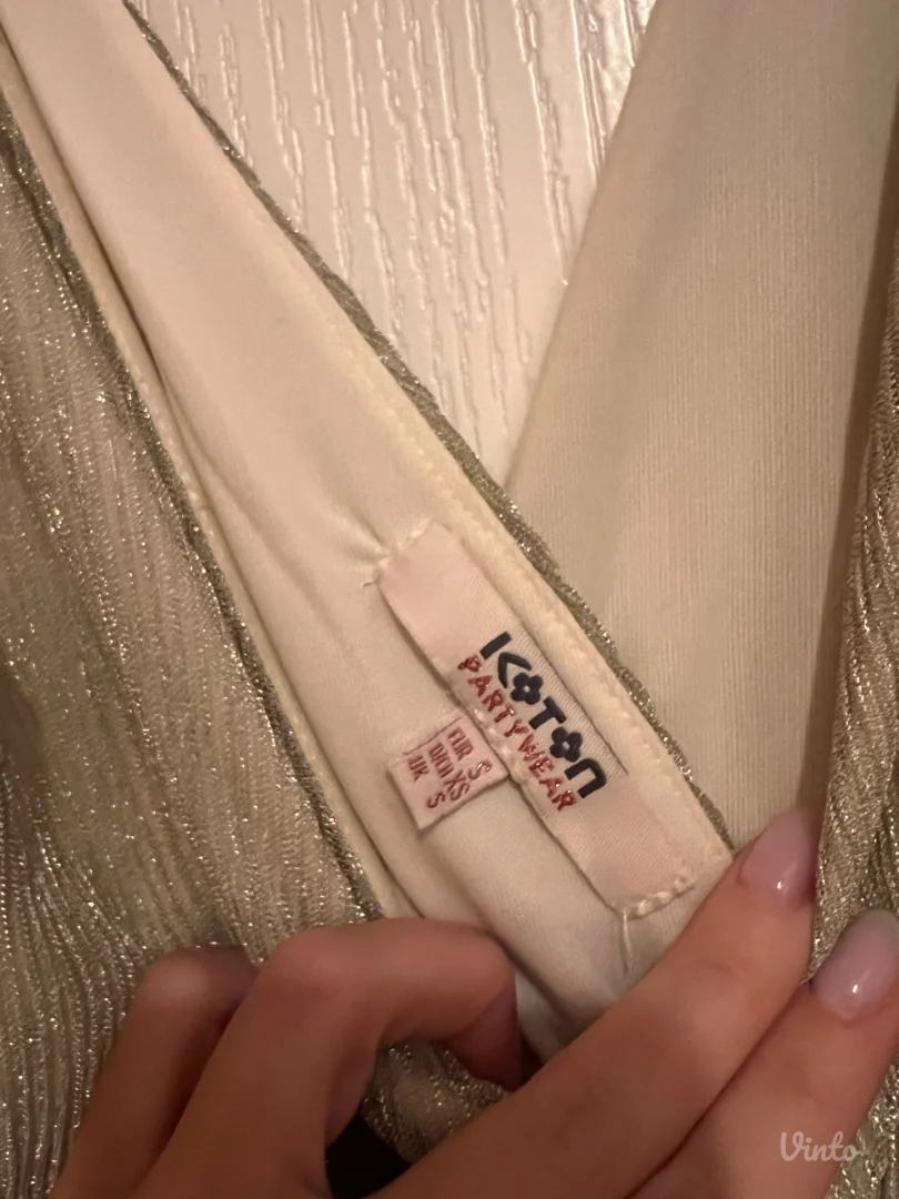 Haljina sa šljokicama