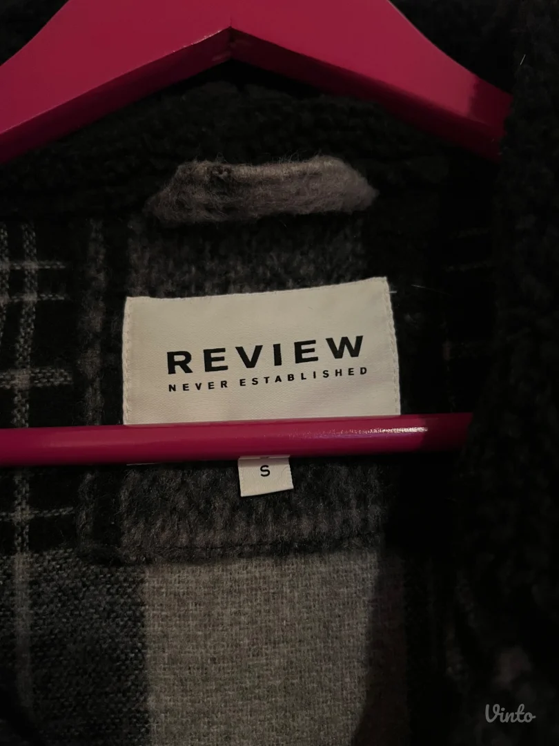 Jakna sa kapuljačom