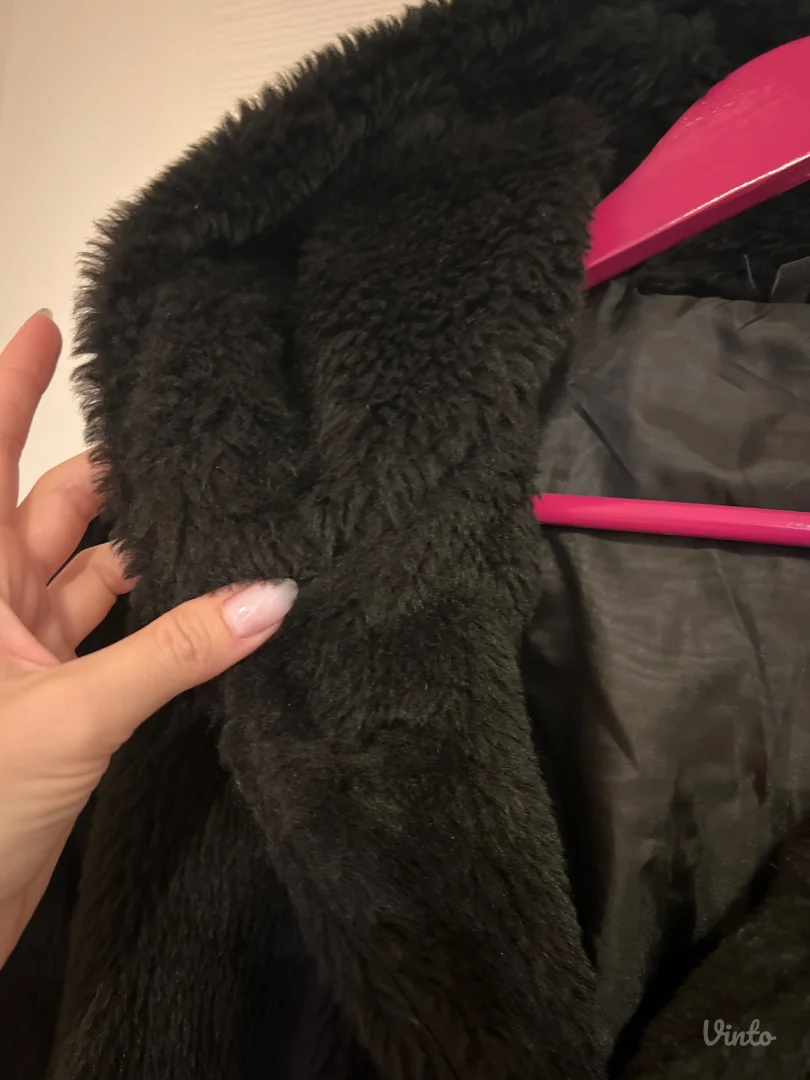 Crna Ženska Jakna Teddy