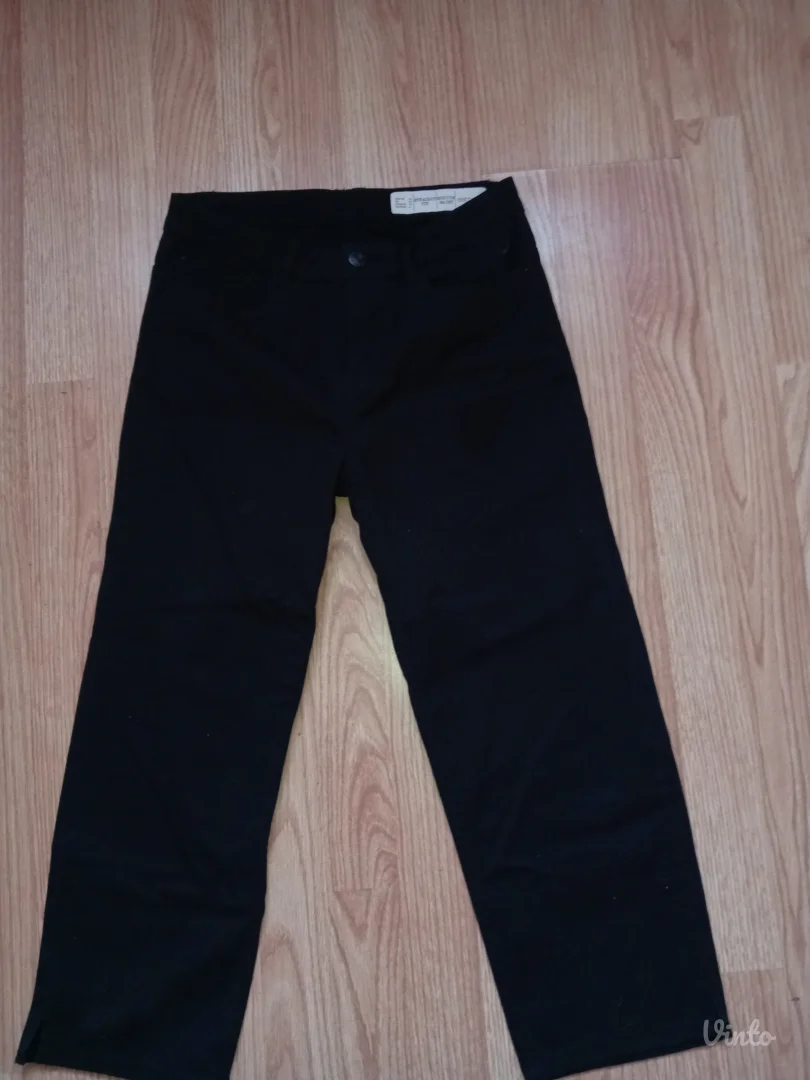 Esmara- crne pantalone