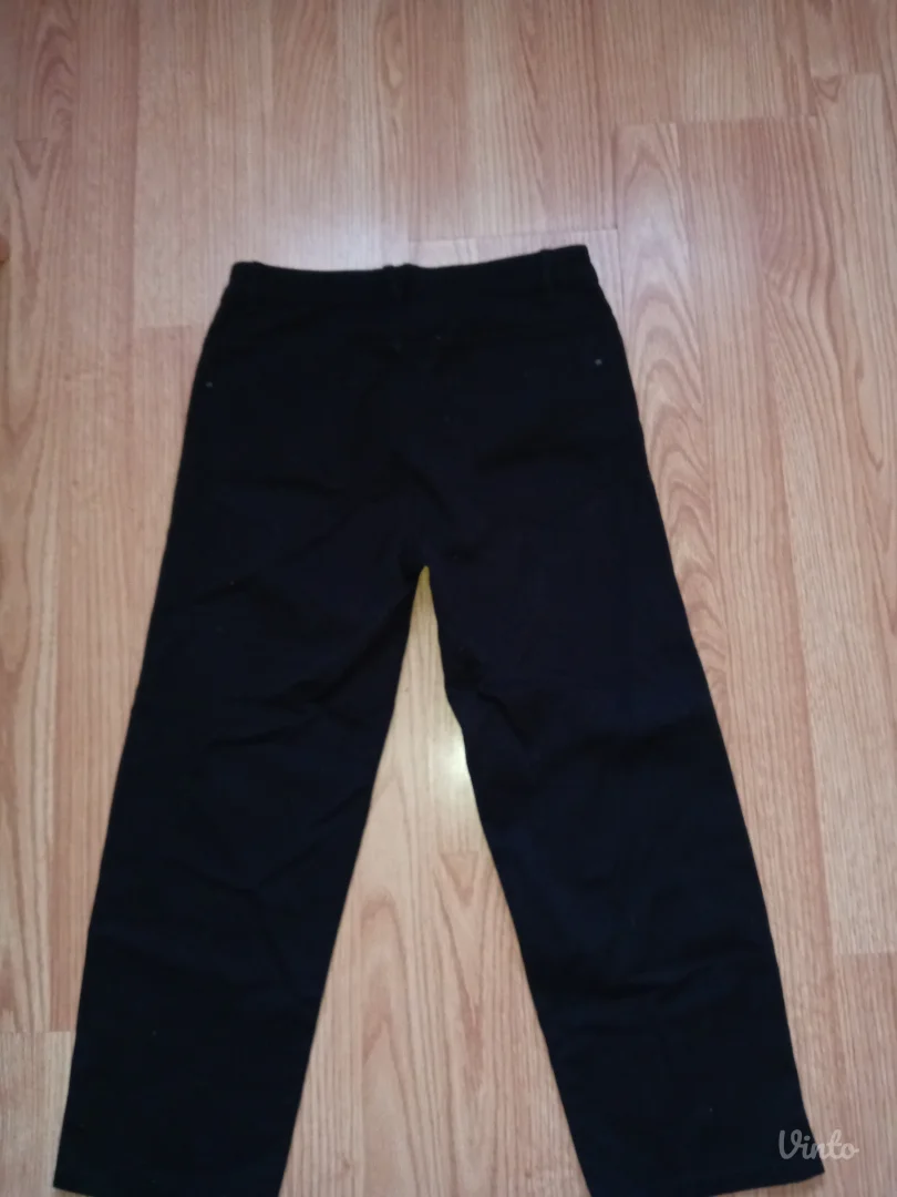 Esmara- crne pantalone