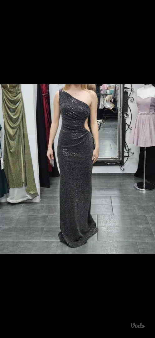 Svecana duga haljina