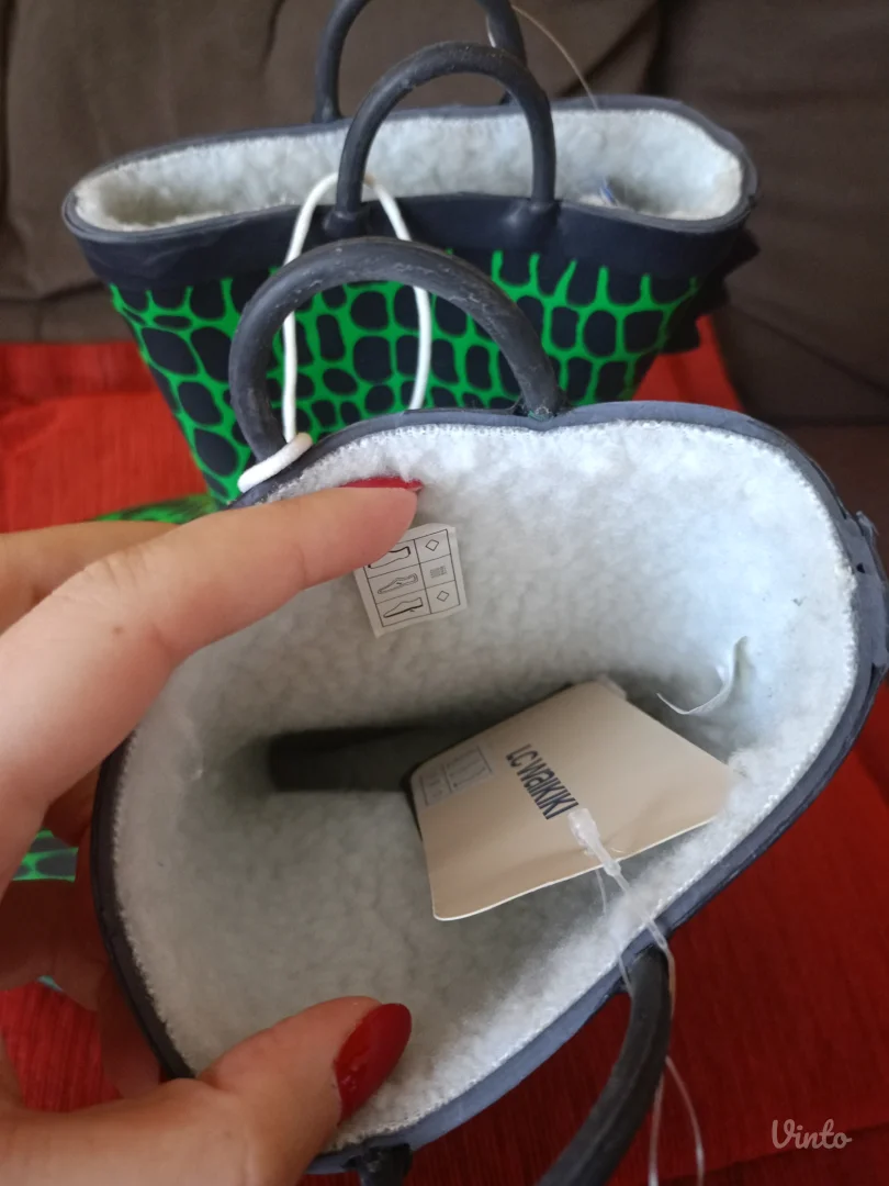 Waikiki nove cizme za decake