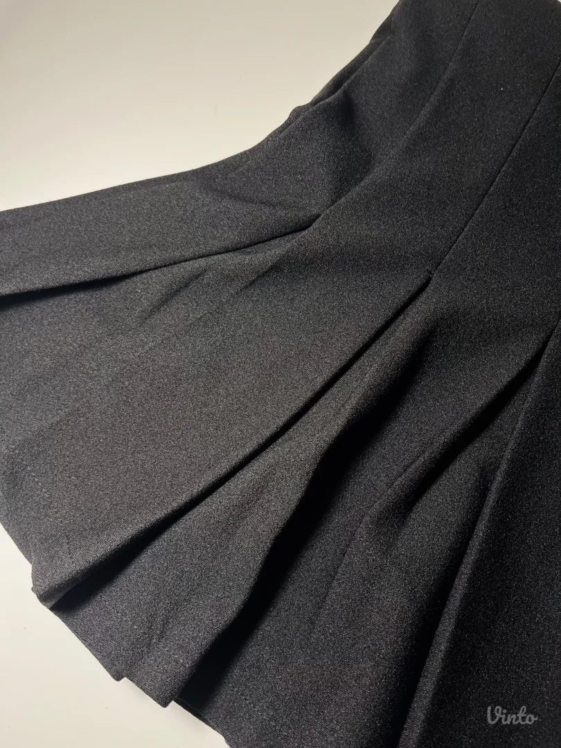 Bershka - crna suknjica