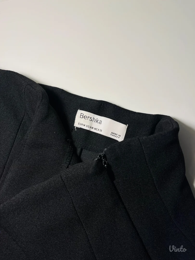 Bershka - crna suknjica