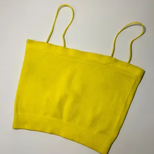 Žuta letnji top na bretele