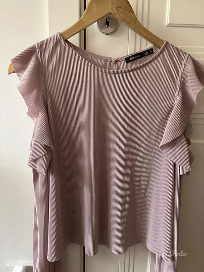 Bluza sa otvorenim ramenima [S]