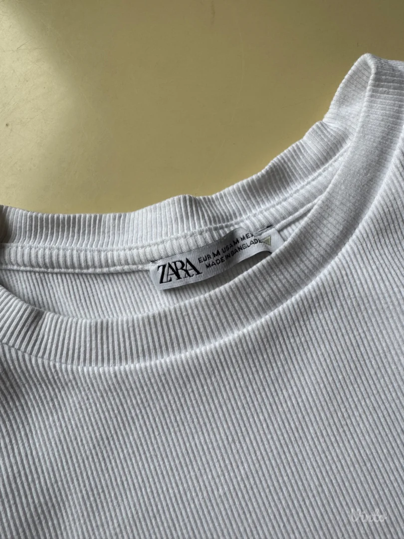 Zara majica sa karnerima