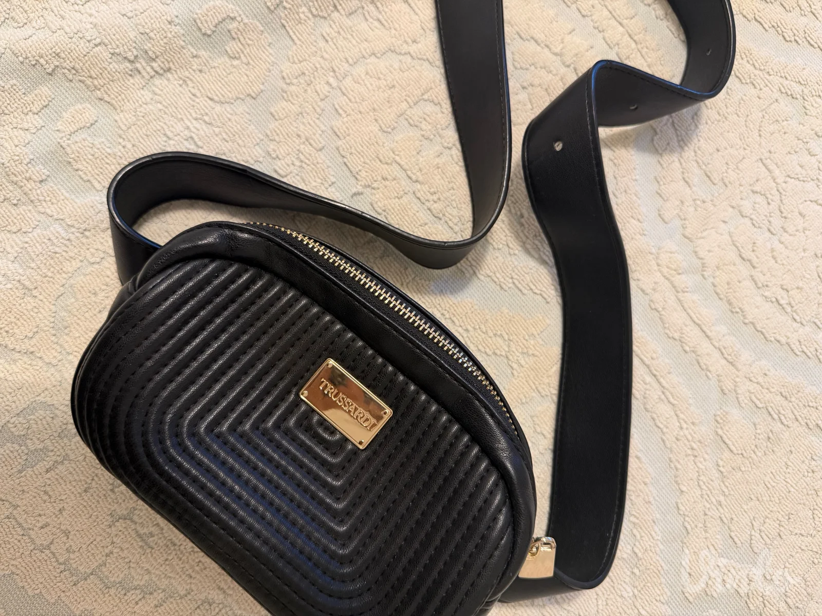 Trussardi Jeans original torbica – crna