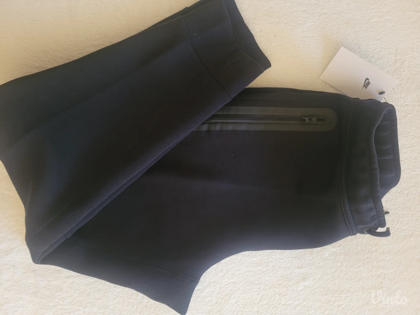 Nike Tech Fleece donji deo – NOVO SA ETIKETOM – crne