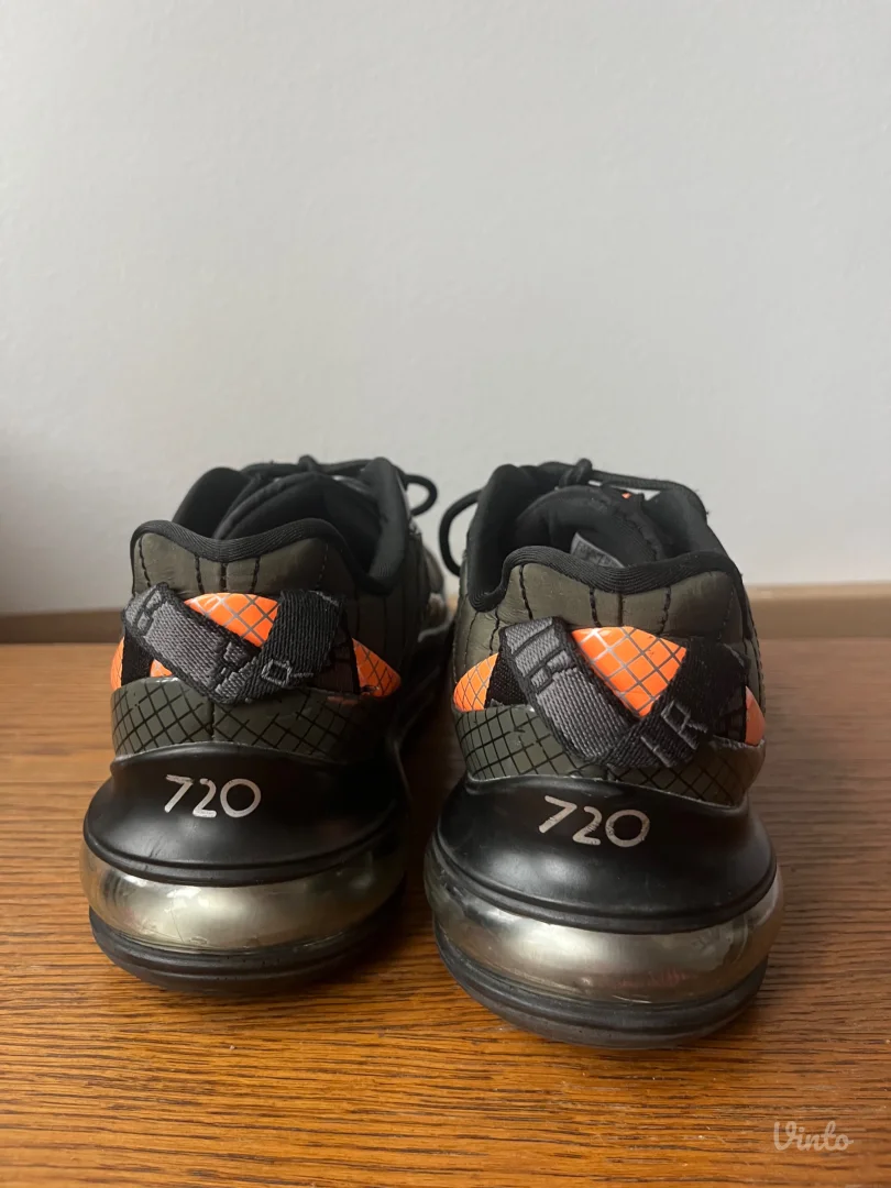 Nike 720-818 patike zenske