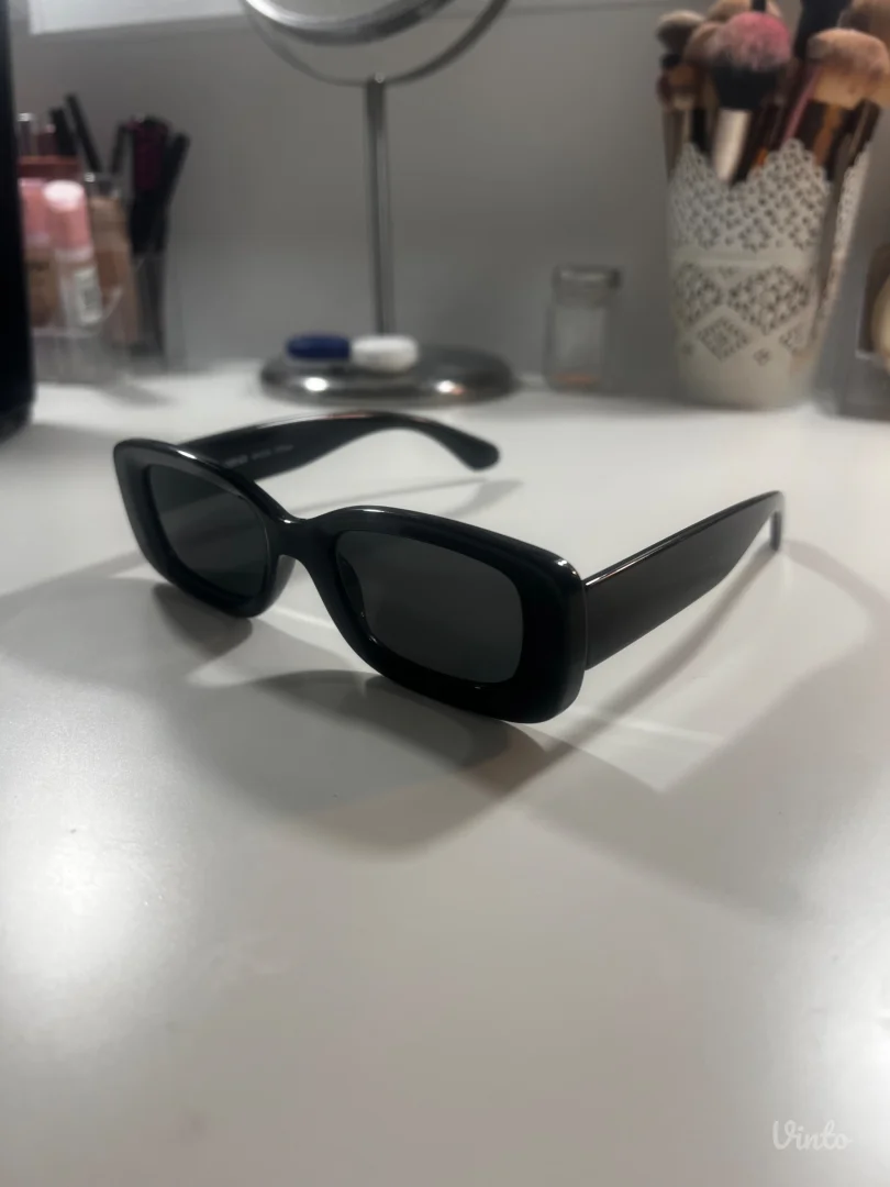 Pull and Bear naocare za sunce