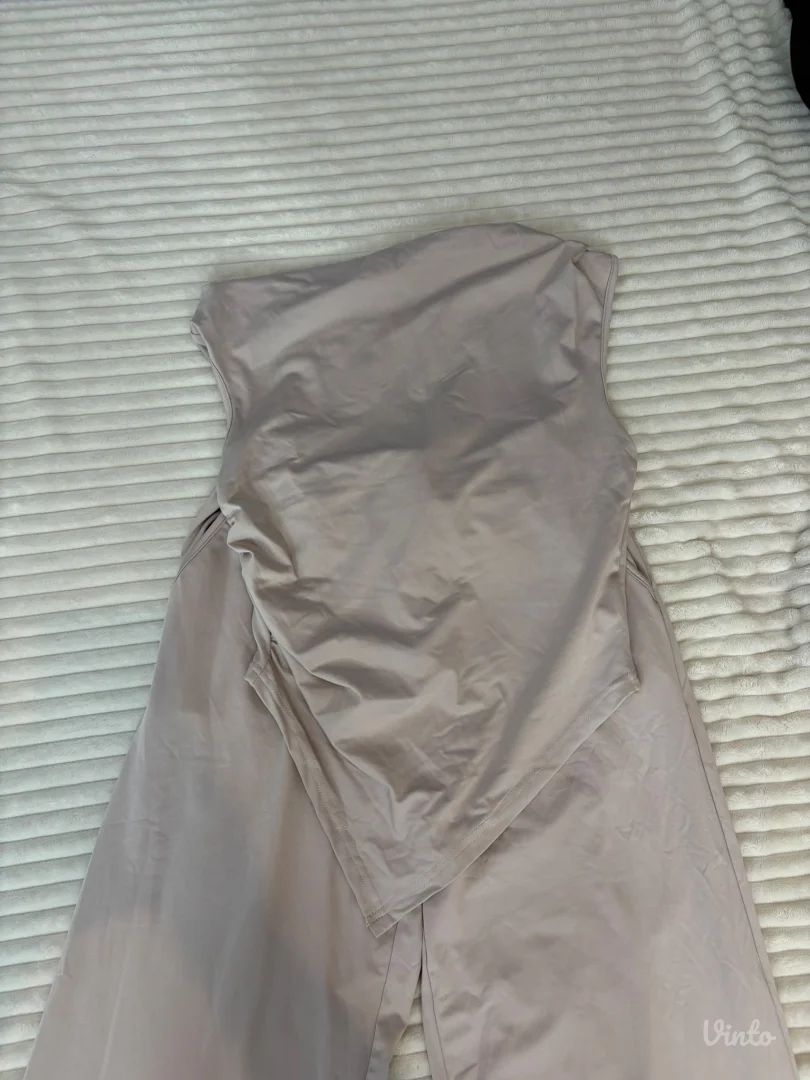 Temu komplet, majica i pantalone