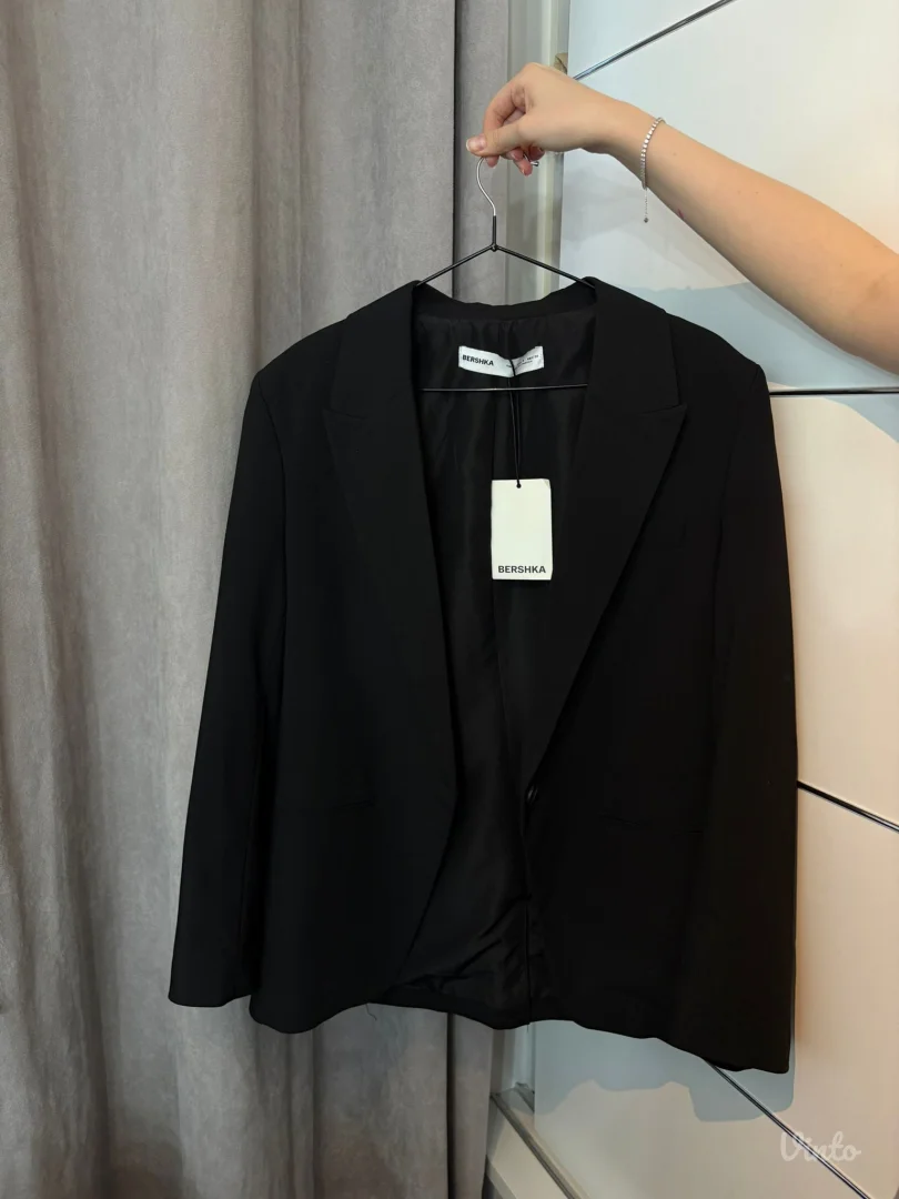 Berhska sako - novo sa etiketom