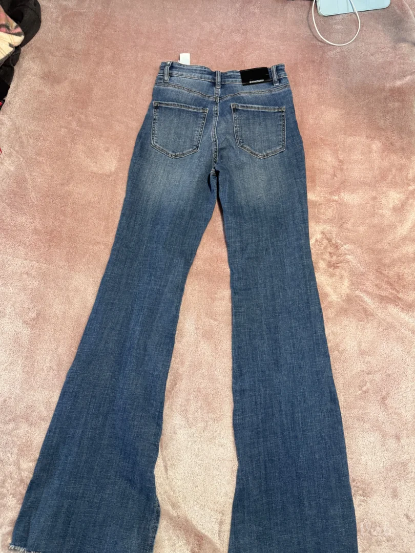 Stradivarius- zenske farmerke