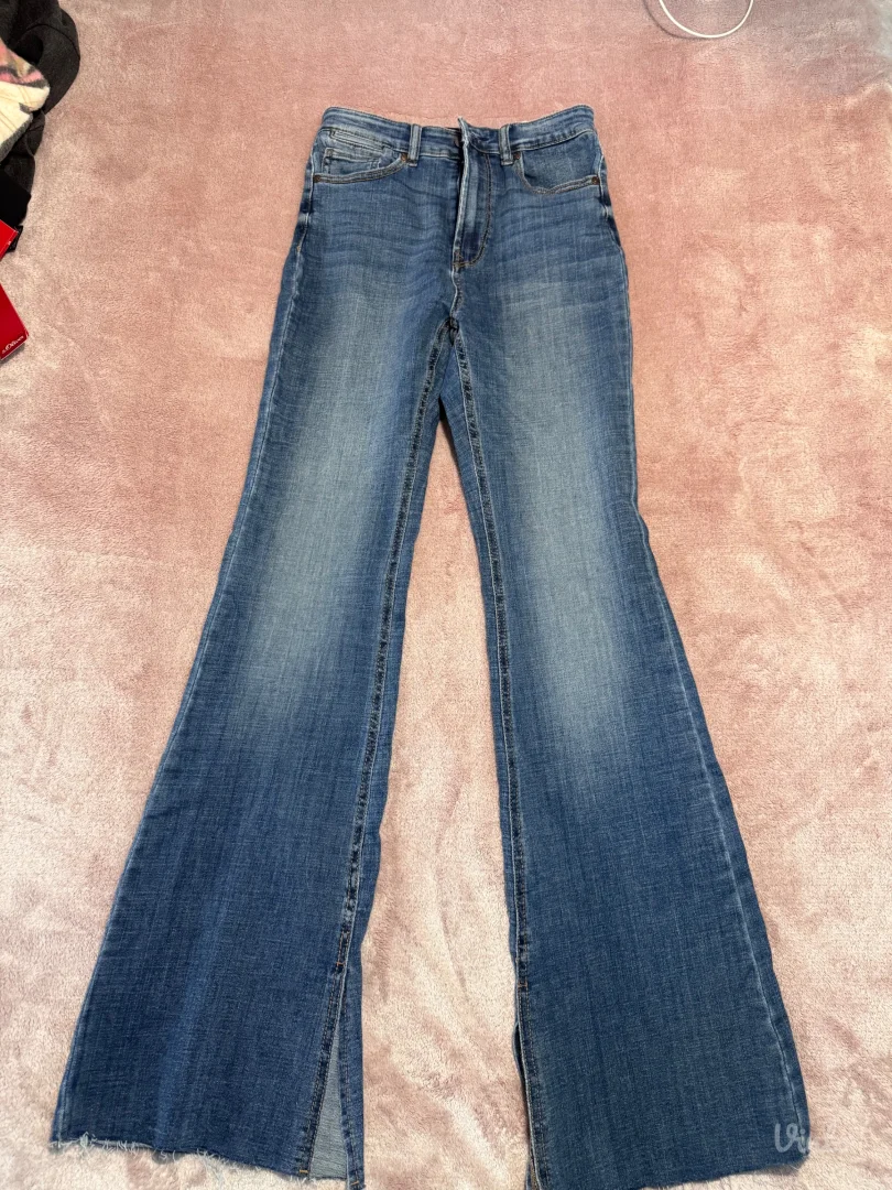 Stradivarius- zenske farmerke