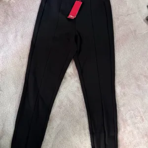 S Oliver- crne zenske helanke